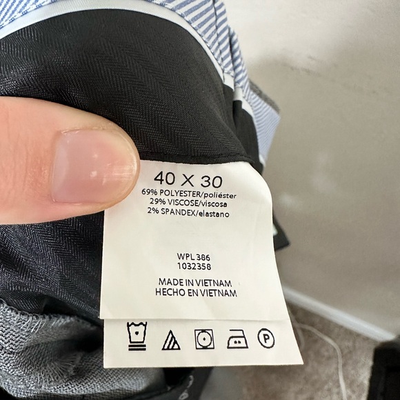 J.M. Haggar Classic Fit Straight Leg Dress Pants 40 x 30 Gray - Picture 7 of 7